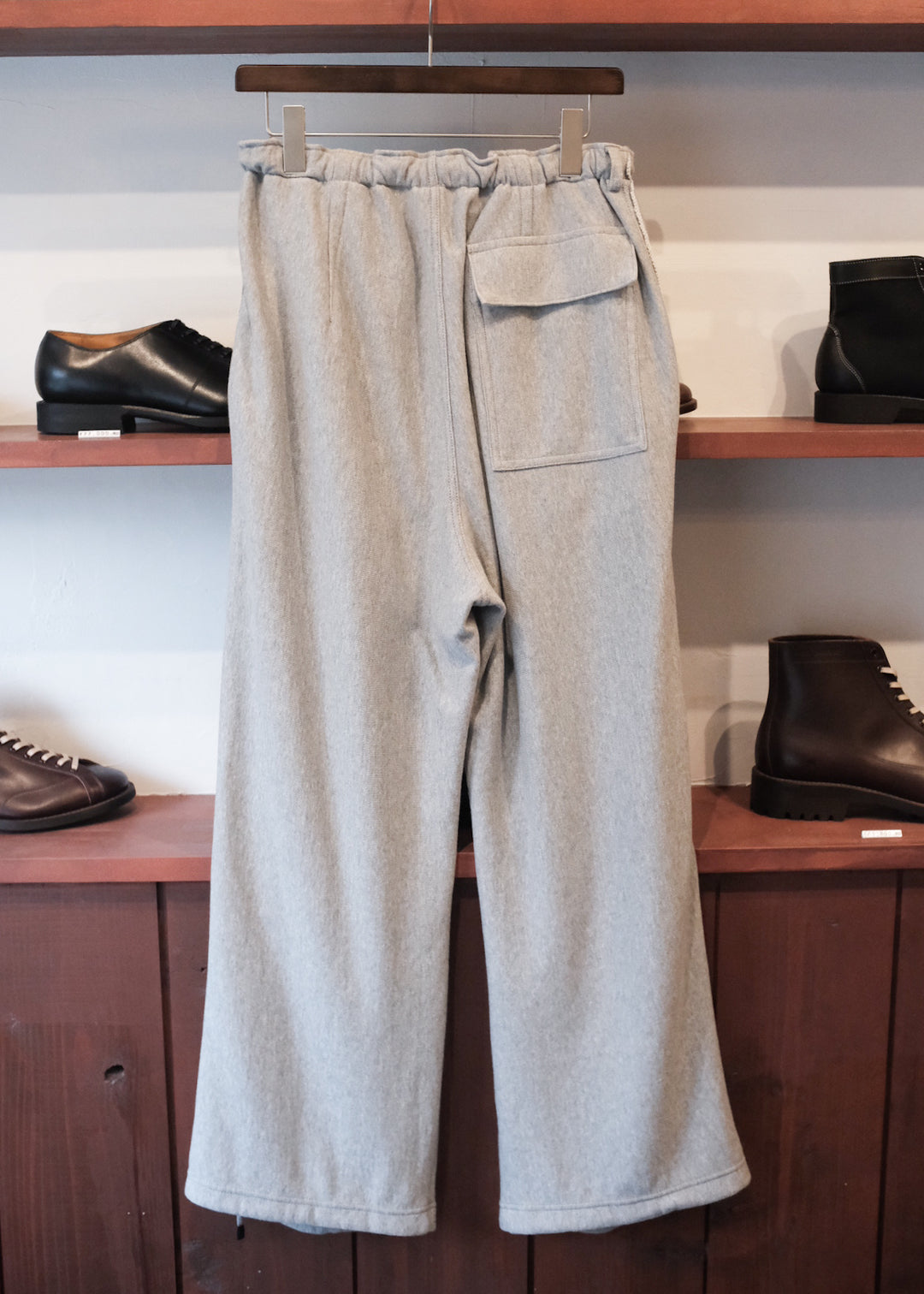 【PATHLOW】PERS PROJECTS パースプロジェクト MAVERICK KNEE TUCK TROUSERS