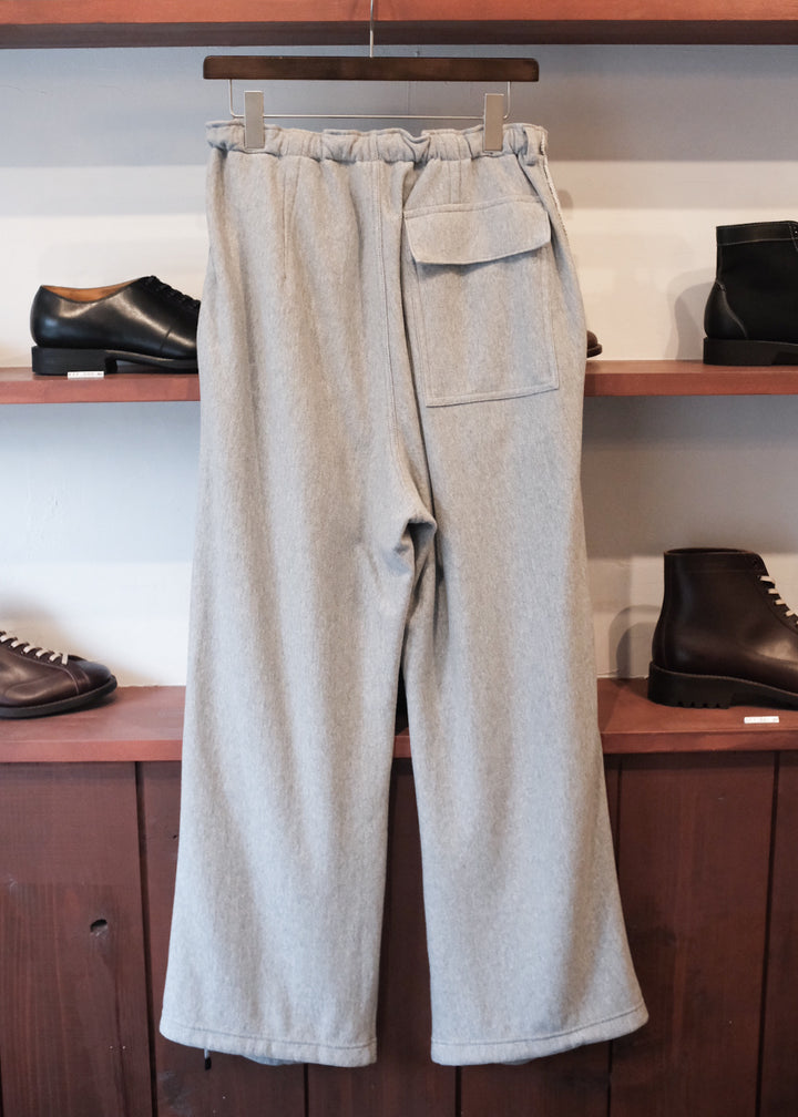 【PATHLOW】PERS PROJECTS パースプロジェクト MAVERICK KNEE TUCK TROUSERS