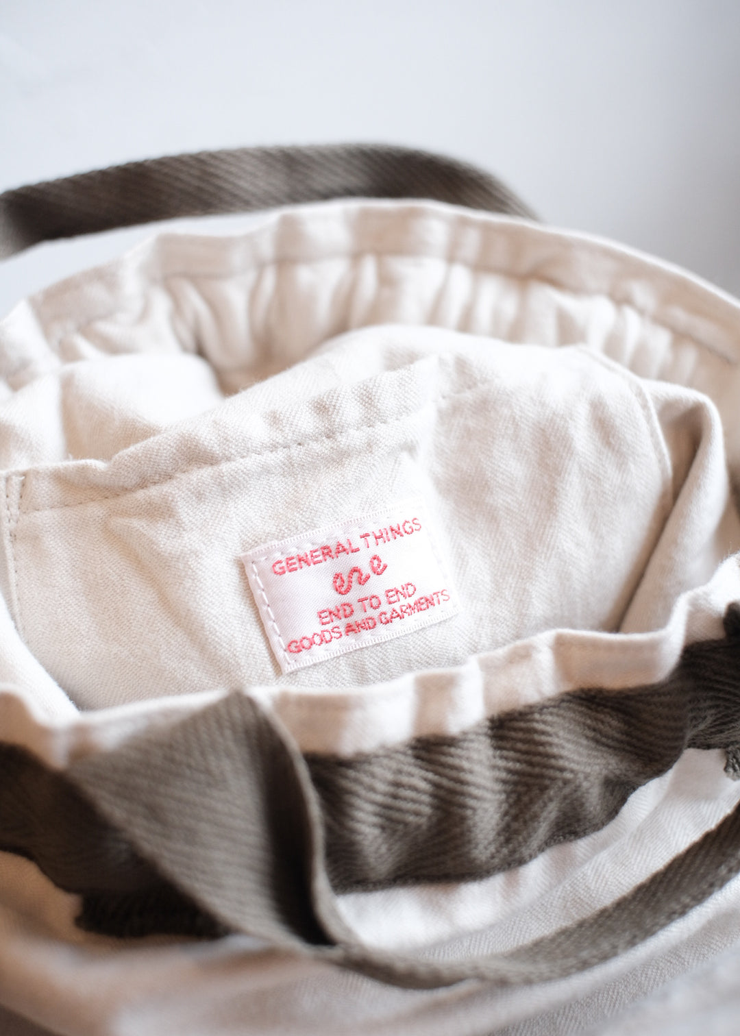 【PATHLOW】GENERAL THINGS ジェネラルシングス  まる底2WAYきんちゃくバッグ IVORY