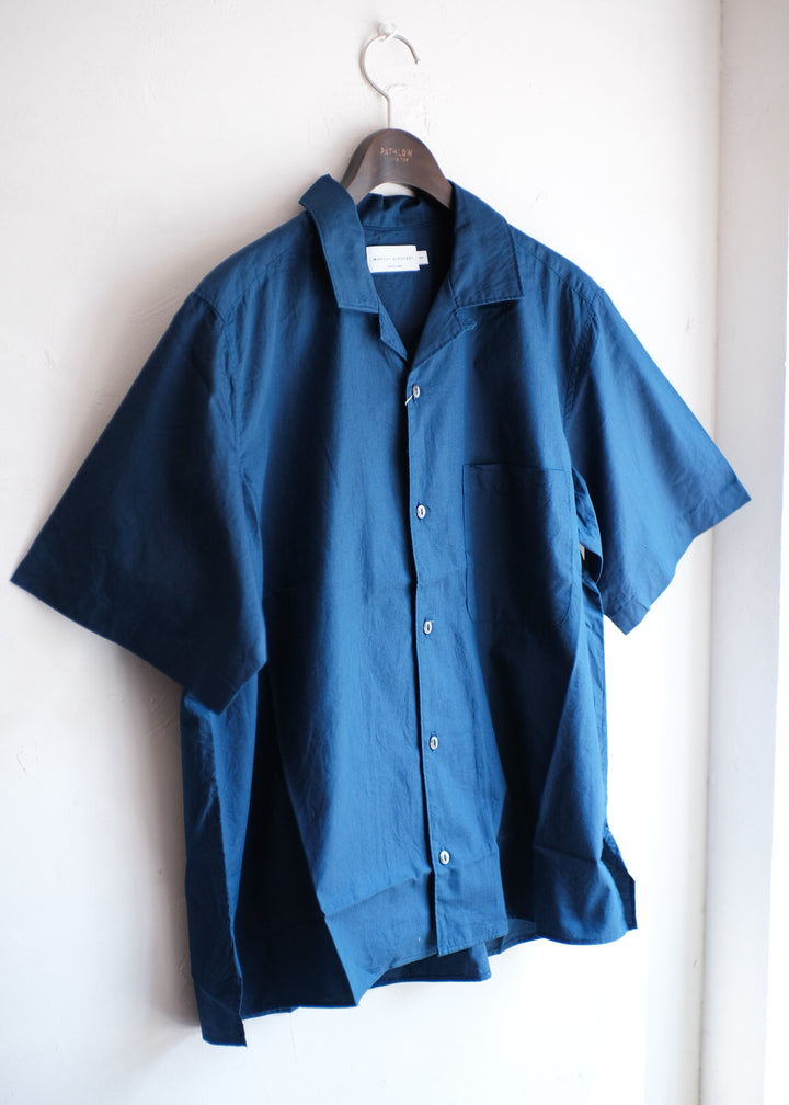 【PATHLOW】MANUAL ALPHABET INDIGO CHAMBRAY OPEN COLLAR SHIRTS