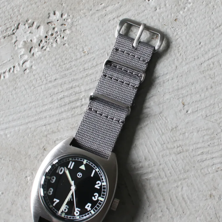 MONTRE ROROI M.R.M.W   Royal army W-10  Standard