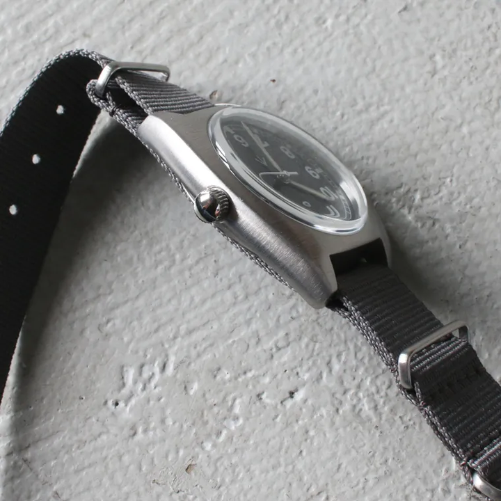 MONTRE ROROI M.R.M.W   Royal army W-10  Standard