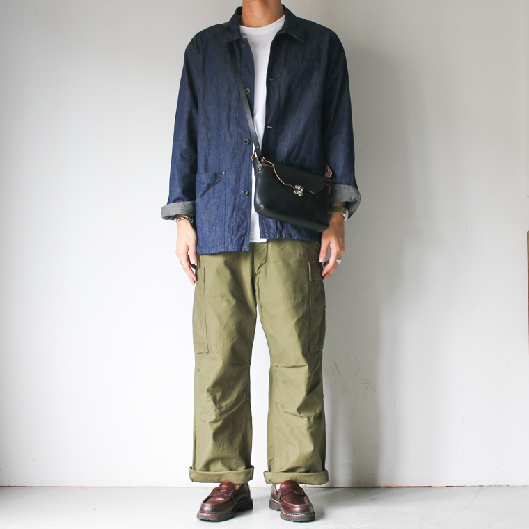 FERNAND LEATHER フェルナンドレザー Horizontal Latch Pouch M ブラック
