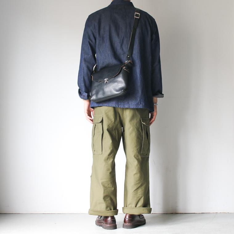 FERNAND LEATHER フェルナンドレザー iPad Latch Pouch ブラック