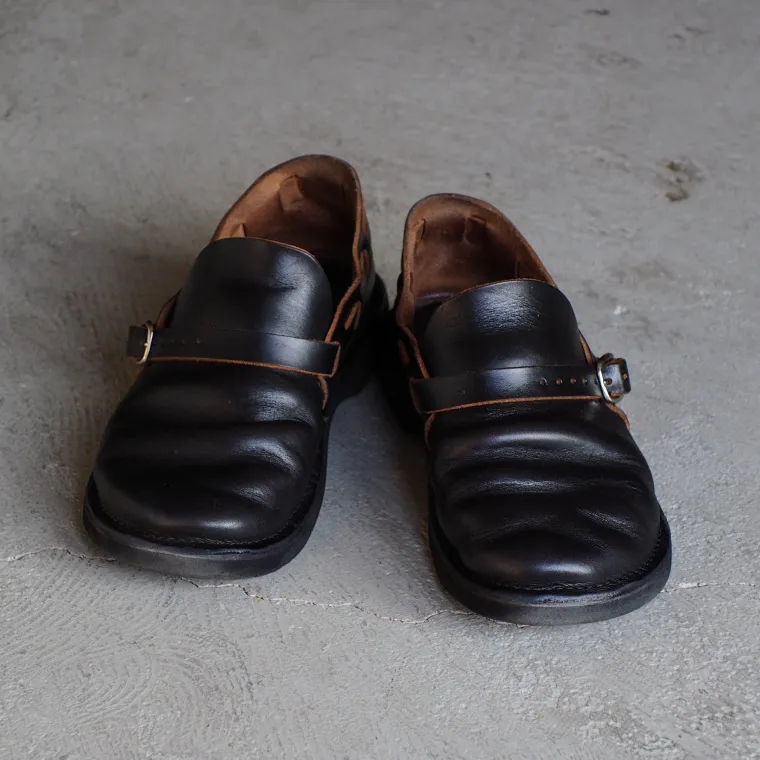 FERNAND LEATHER  MIDDLE ENGLISH  Black