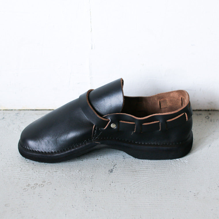 FERNAND LEATHER  MIDDLE ENGLISH  Black
