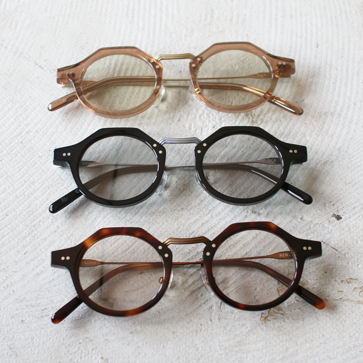 NEW. EYEWEAR  PASTOR‘S