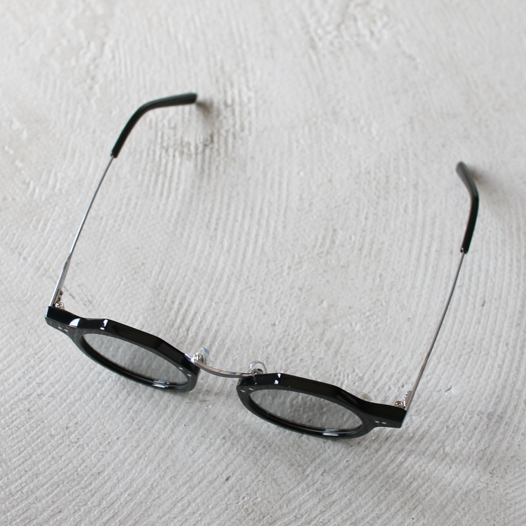 NEW. EYEWEAR  PASTOR‘S