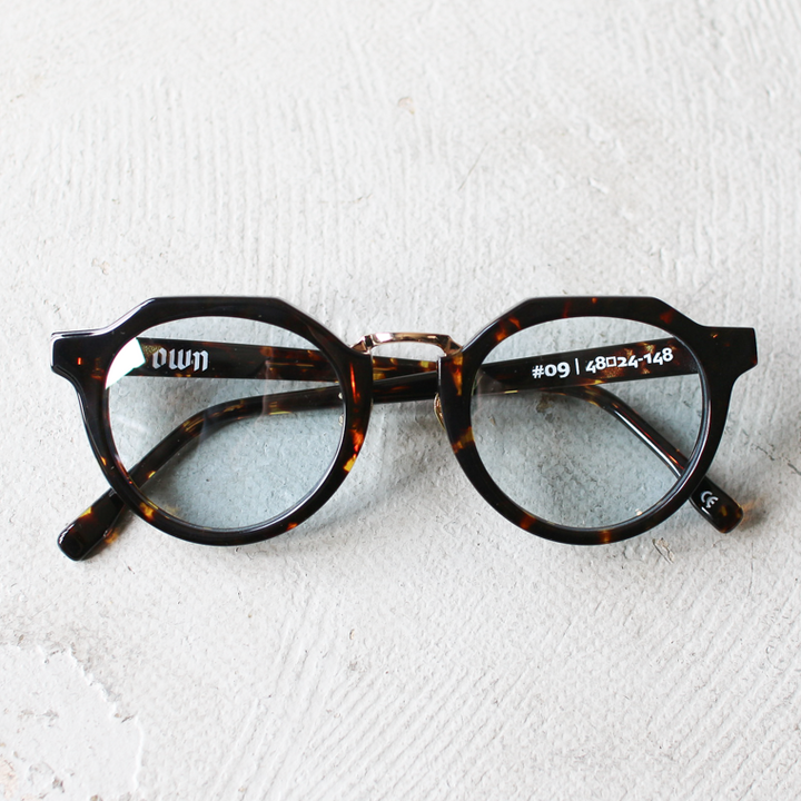 OWN EYEWEAR オウンアイウェア 