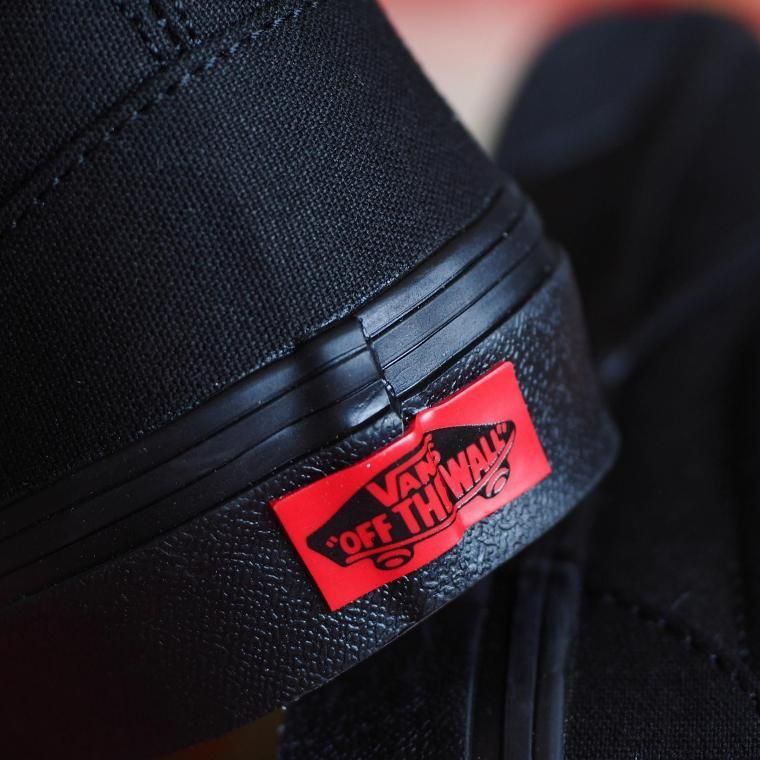 VANS  ヴァンズ  Classic Slip-On VN000EYEBKA ブラック
