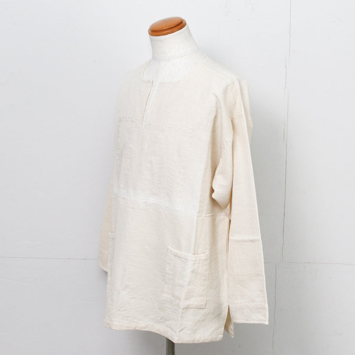 Del Sol  Guatemala quetzal long sleeve pullover shirt