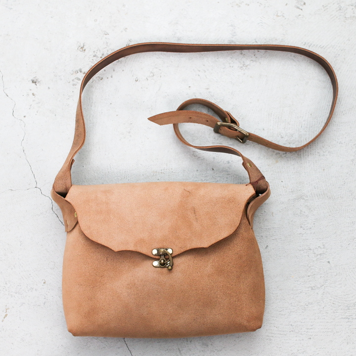 FERNAND LEATHER フェルナンドレザー iPad Latch Pouch スエード