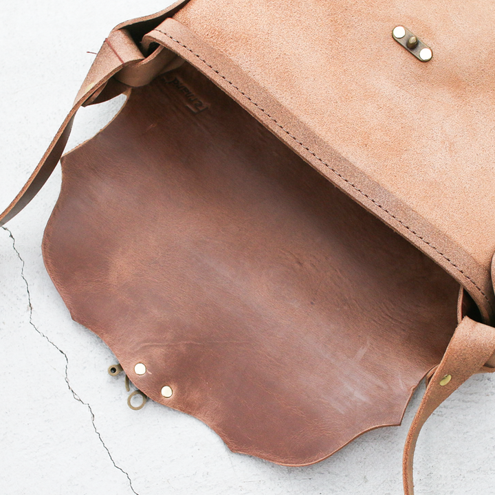 FERNAND LEATHER フェルナンドレザー iPad Latch Pouch スエード