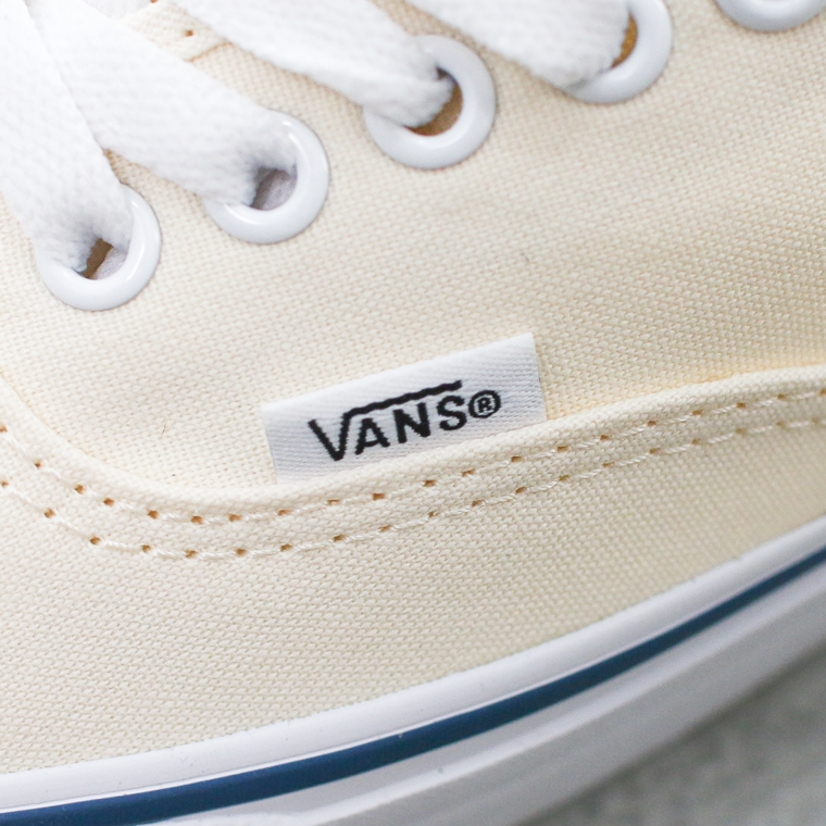 VANS  ヴァンズ    AUTHENTIC VN000EE3  ホワイト