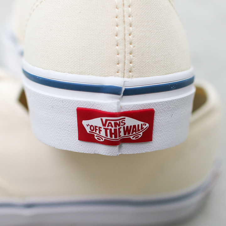 VANS  ヴァンズ    AUTHENTIC VN000EE3  ホワイト