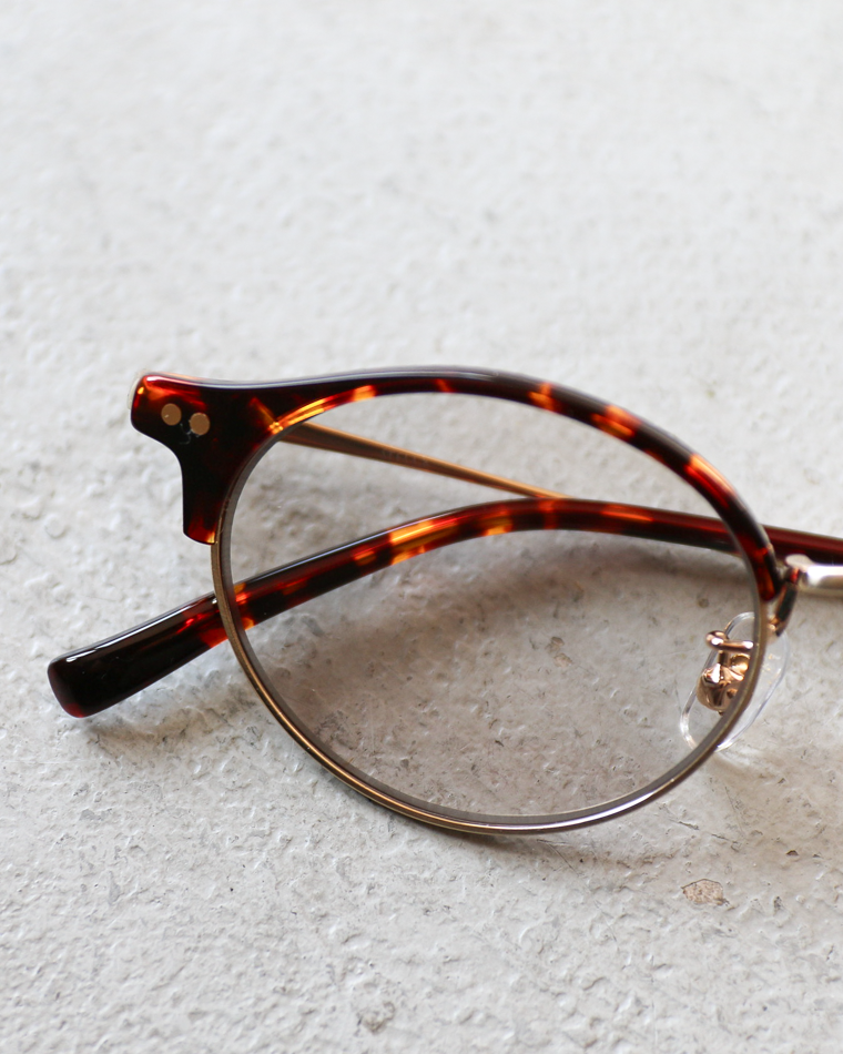 NEW. EYEWEAR STELLA