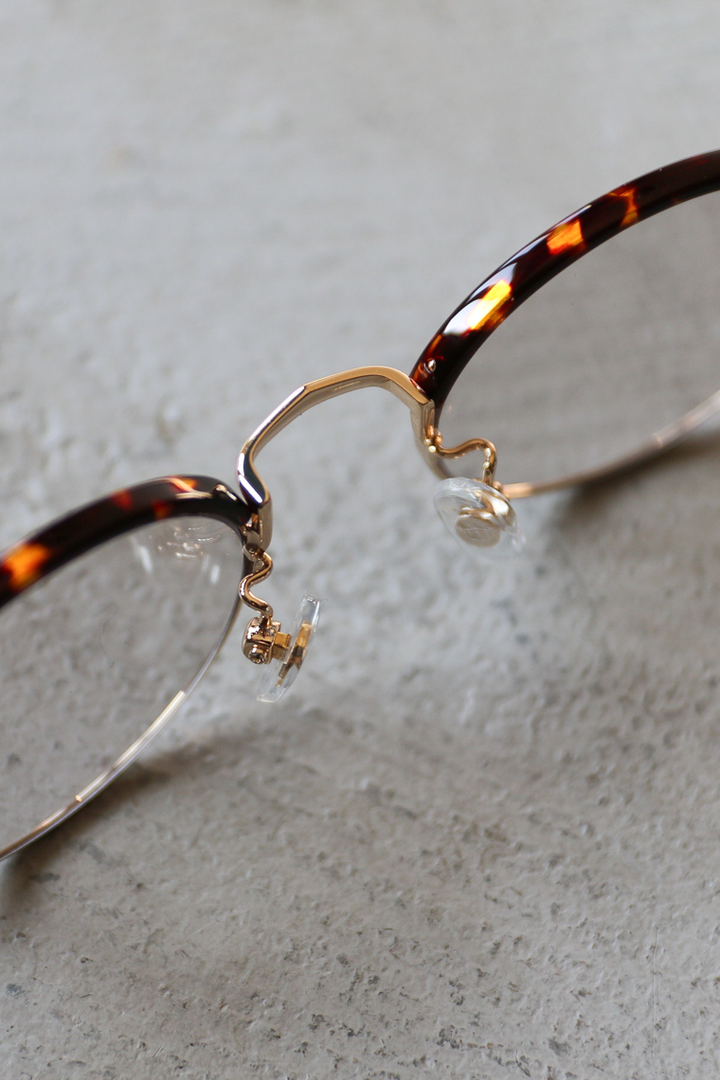 NEW. EYEWEAR STELLA
