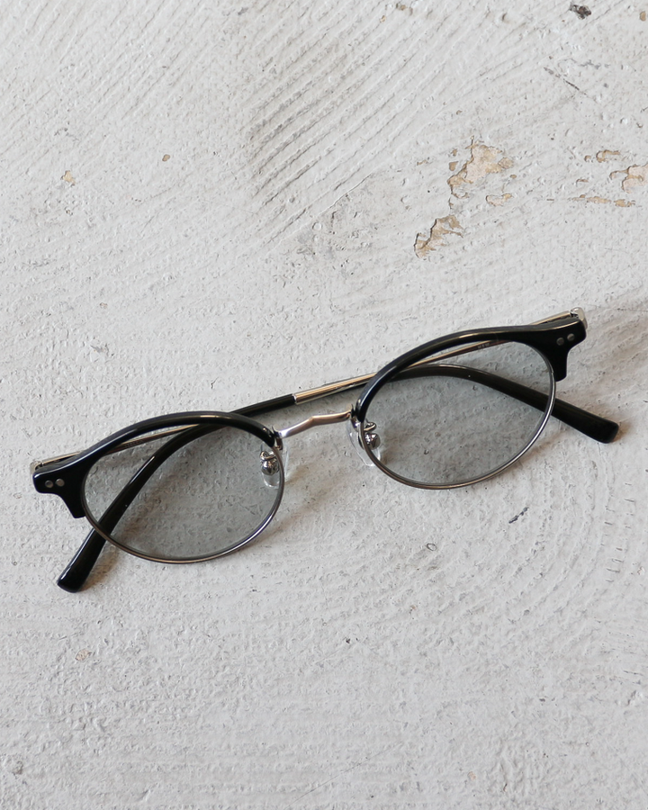 NEW. EYEWEAR STELLA