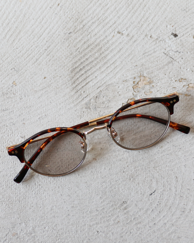 NEW. EYEWEAR STELLA