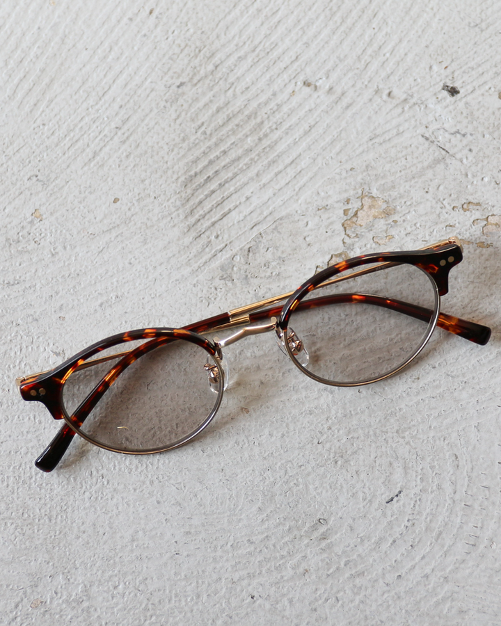 NEW. EYEWEAR STELLA