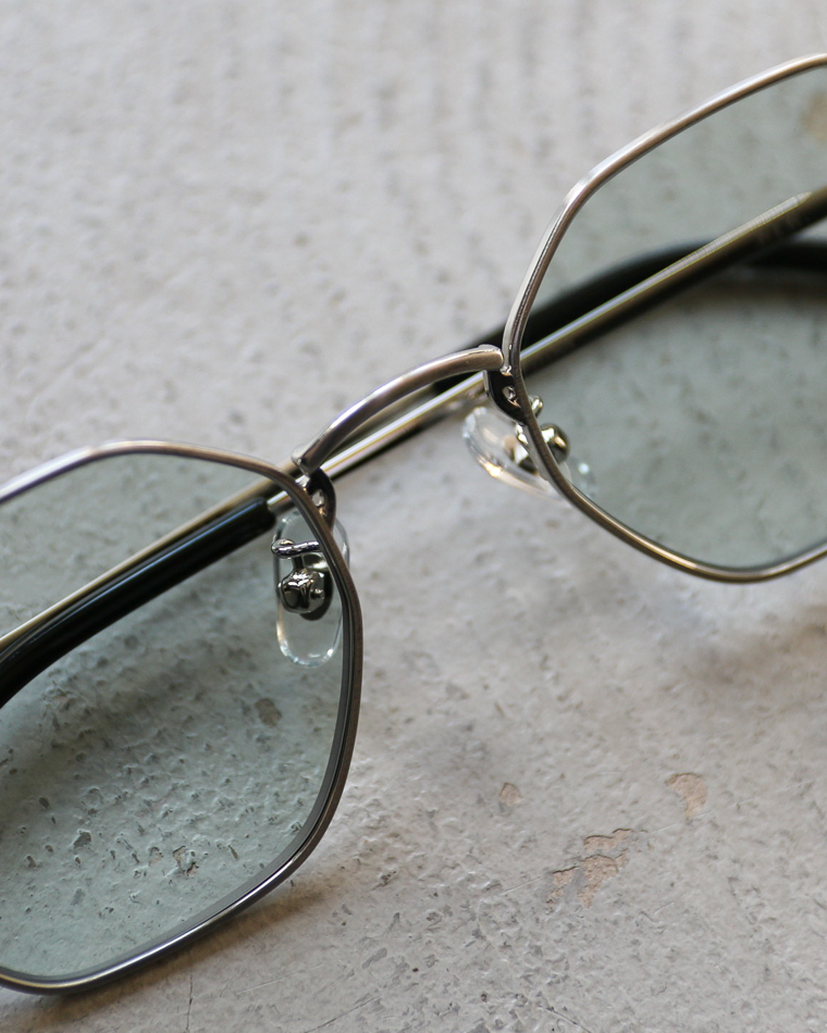 NEW. EYEWEAR ANNEX
