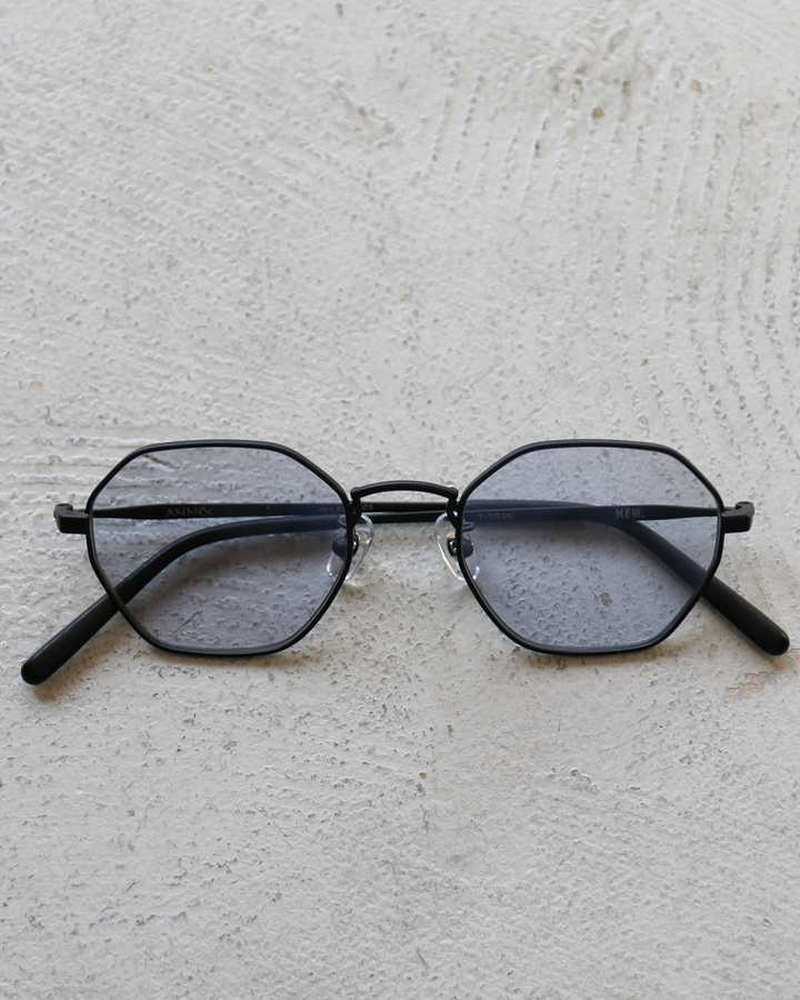 NEW. EYEWEAR ANNEX