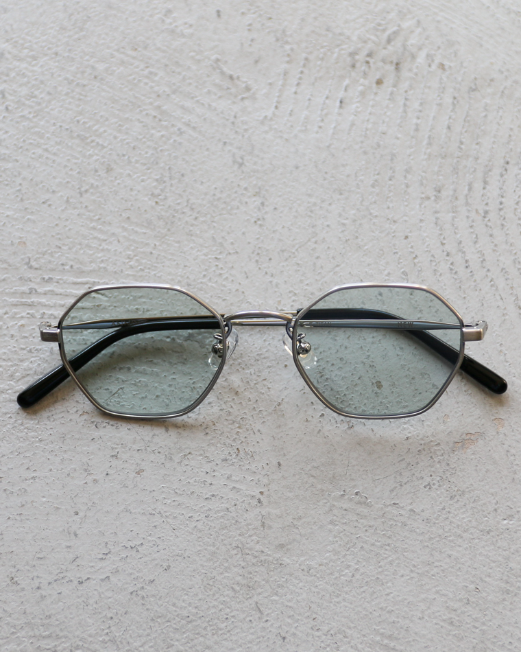 NEW. EYEWEAR ANNEX