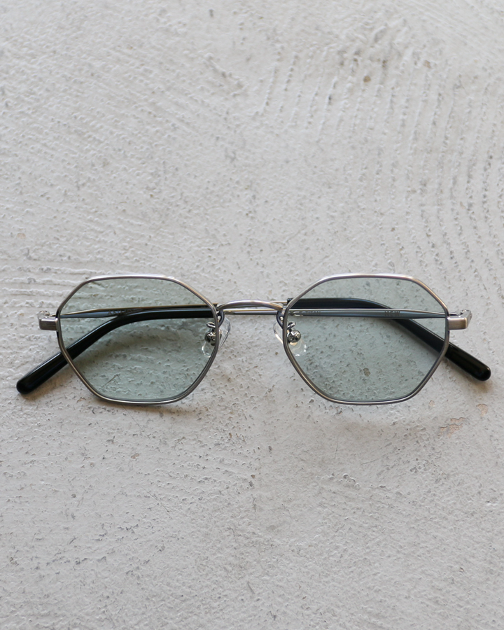 NEW. EYEWEAR ANNEX