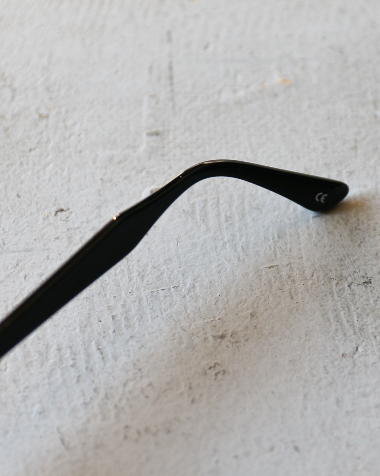 OWN EYEWEAR オウンアイウェア 