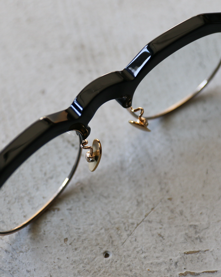 OWN EYEWEAR オウンアイウェア 