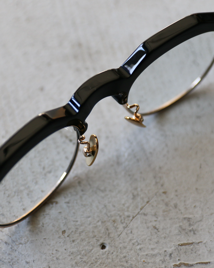 OWN EYEWEAR オウンアイウェア 