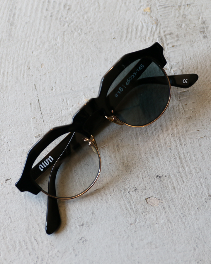 OWN EYEWEAR オウンアイウェア 