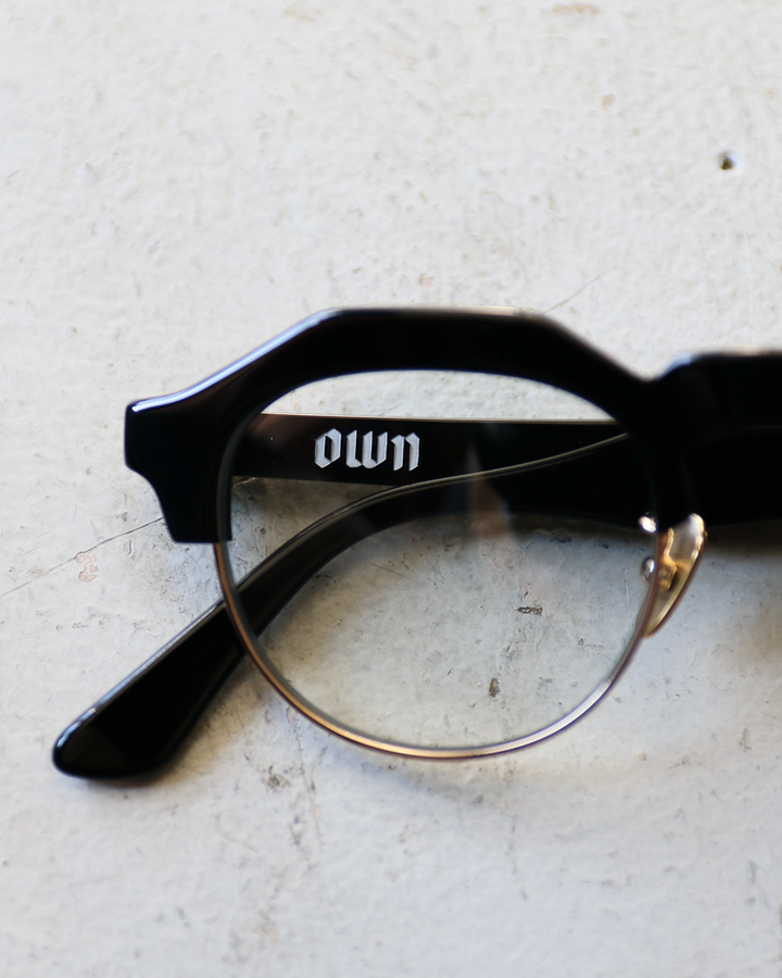 OWN EYEWEAR オウンアイウェア 
