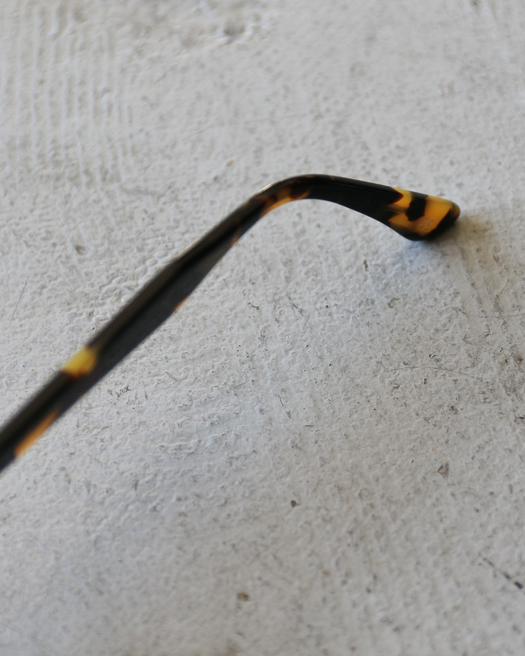 OWN EYEWEAR オウンアイウェア 