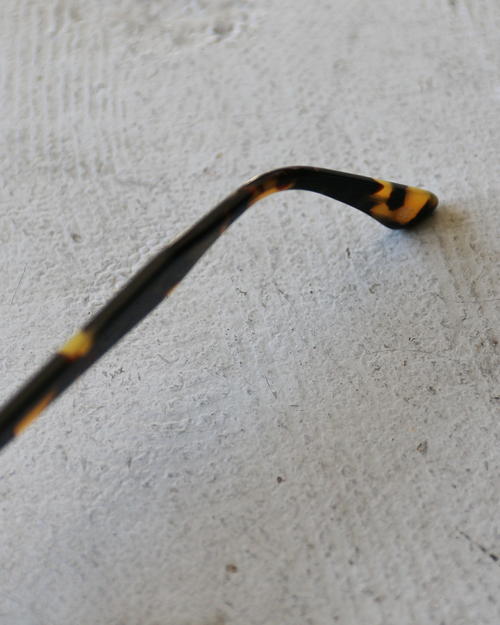 OWN EYEWEAR オウンアイウェア 