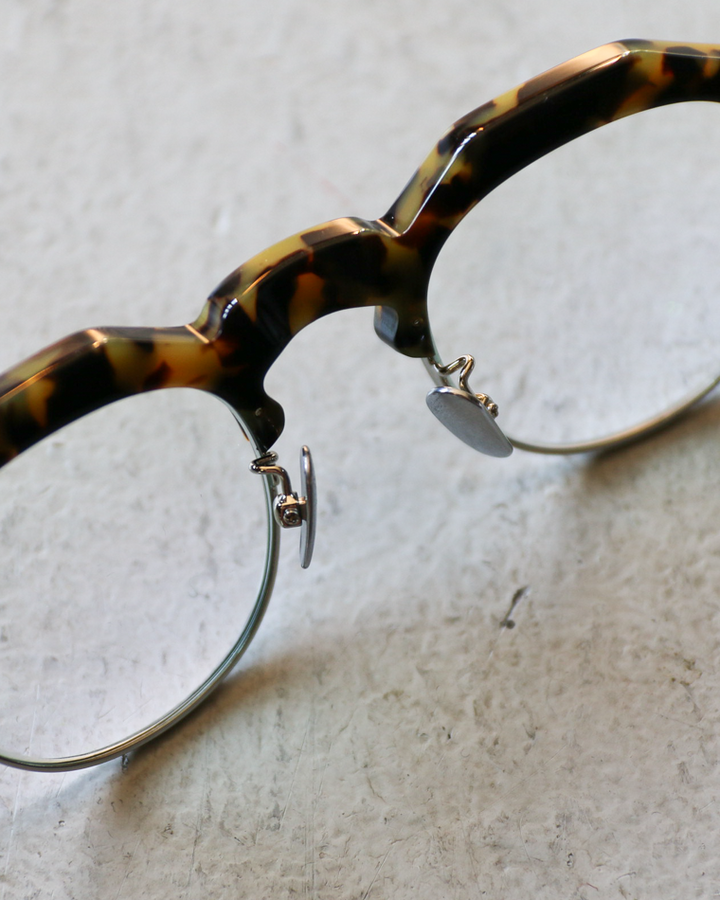 OWN EYEWEAR オウンアイウェア 