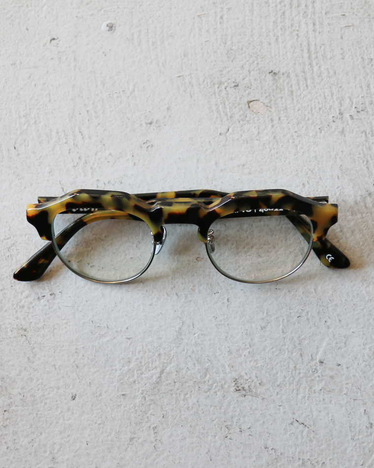 OWN EYEWEAR オウンアイウェア 