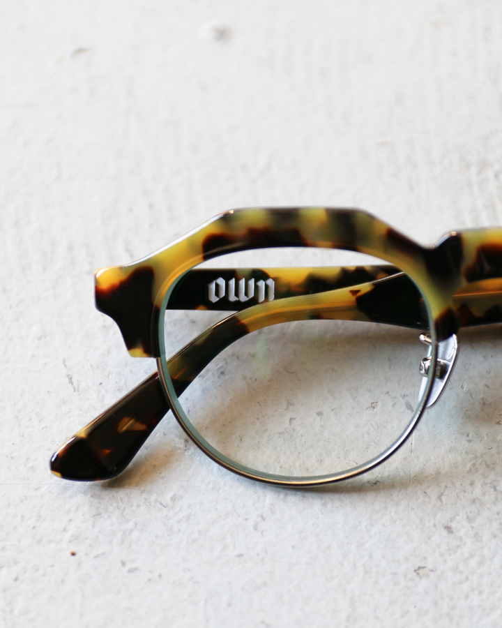 OWN EYEWEAR オウンアイウェア 