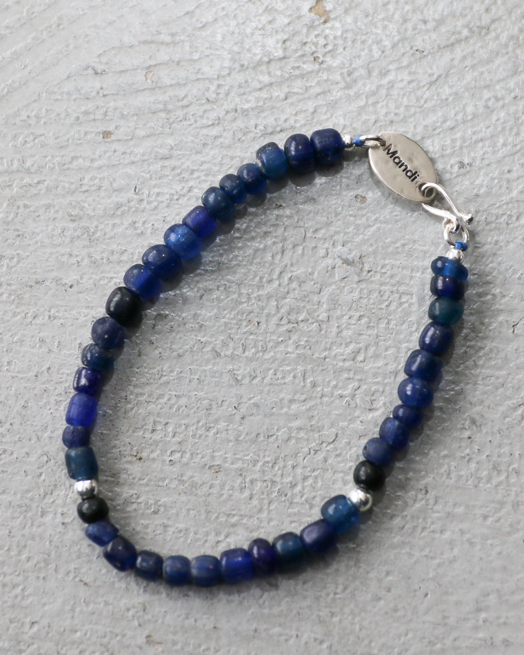 MANDI マンディ Antique Beads Bracelet(Navy)