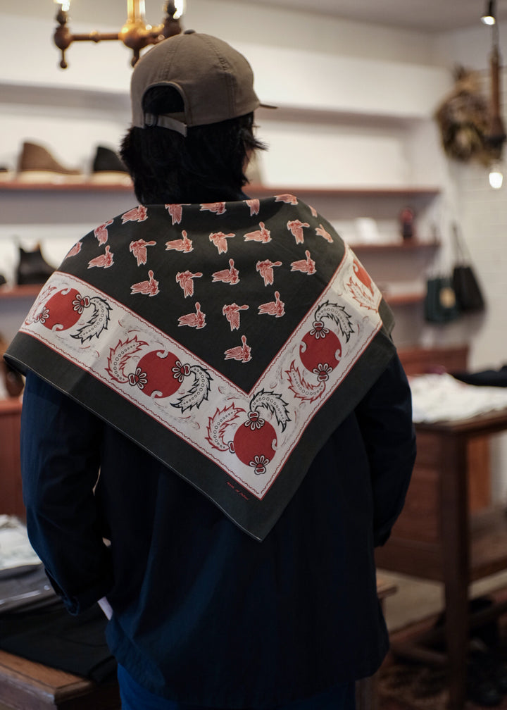 【PATHLOW】One Ear Brand “Cardinal” 70×70