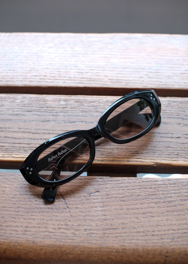【PATHLOW】Authen Authen オーセンオーセン OVAL CAT EYE BLACK