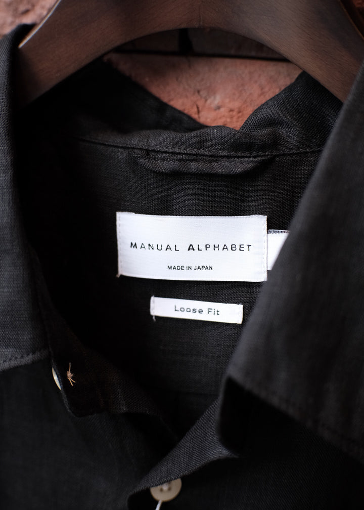 【PATHLOW】MANUAL ALPHABET 60/1 LINEN CANVAS LOOSE FIT R/C S/S SHIRTS