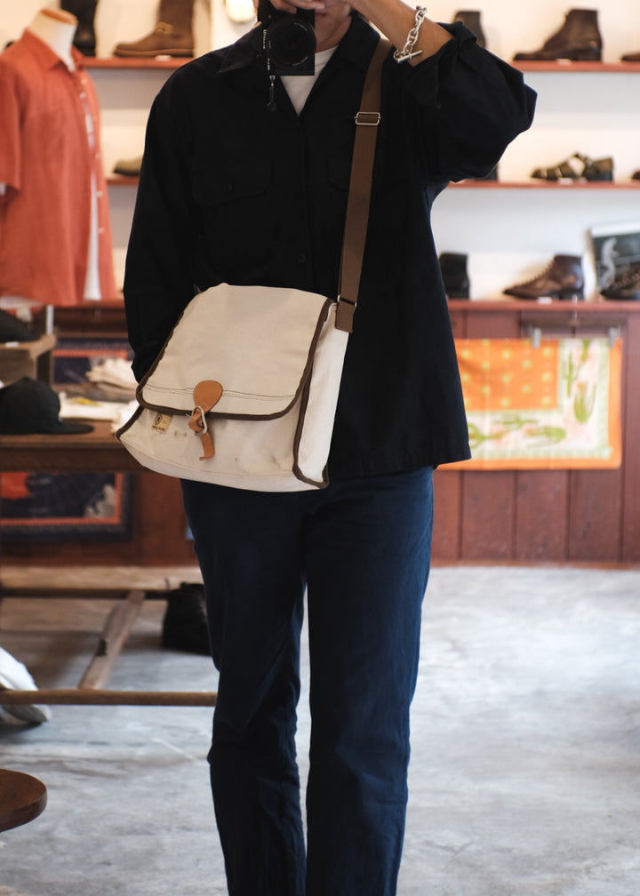 【PATHLOW】Fits Like A Hug  フィッツ ライク ア ハグ Shoulder Bag