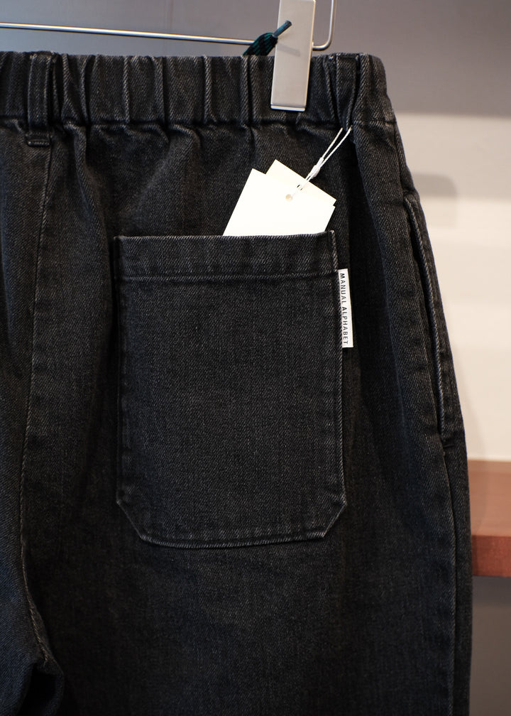 【PATHLOW】MANUAL ALPHABET 12oz BLACK DENIM EASY PANTS フェード加工