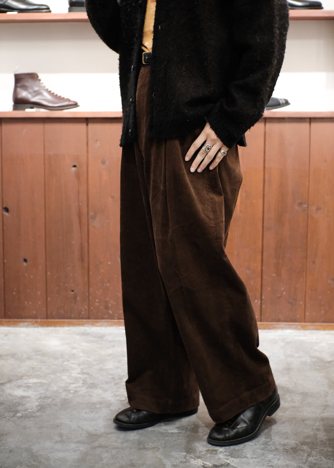 【PATHLOW】H.UNIT エイチ ユニット Corduroy crown size trousers BROWN