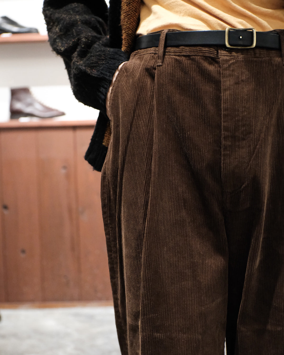 【PATHLOW】H.UNIT エイチ ユニット Corduroy crown size trousers BROWN