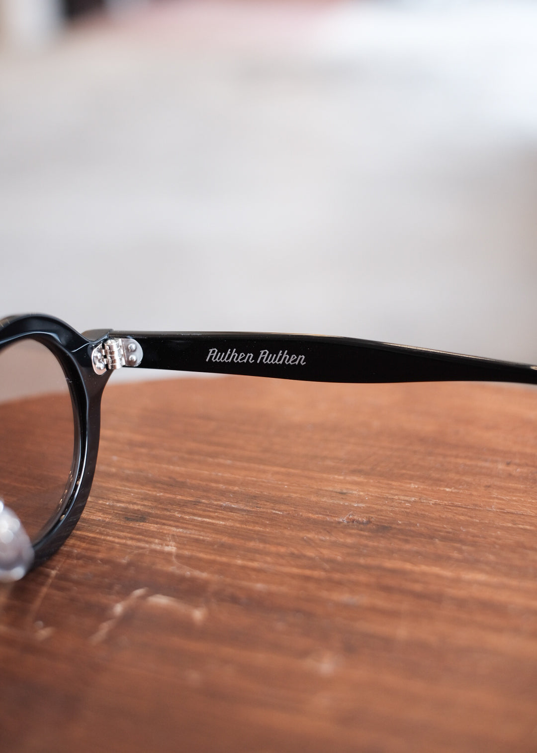 【PATHLOW】Authen Authen オーセンオーセン ROUND BLACK