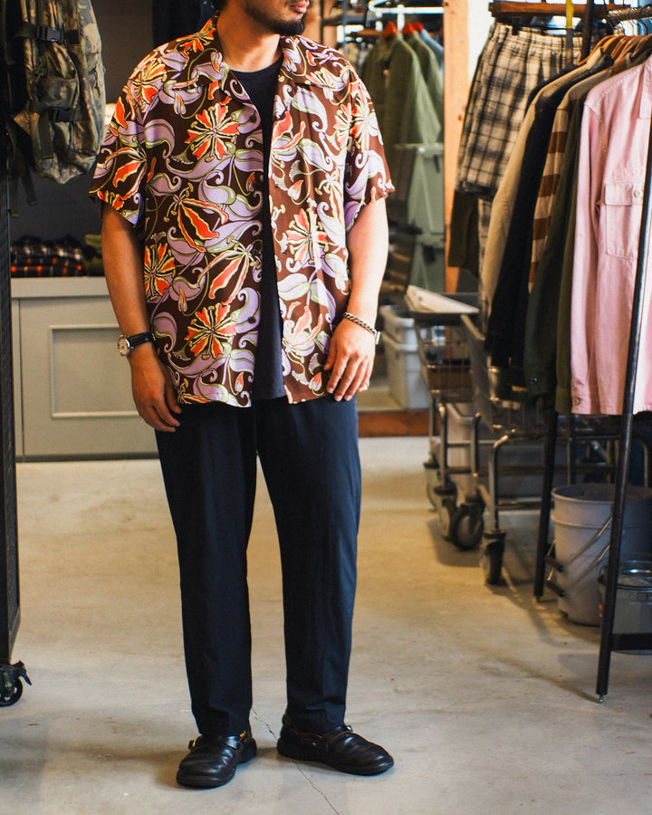 SUN SURF SS39619 / RAYON HAWAIIAN SHIRT “SPIDER LILY” Brown