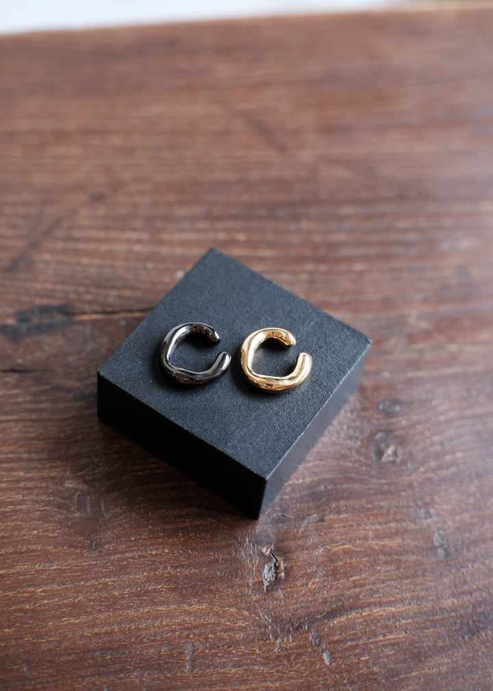 【PATHLOW】Purpura プールプラ rizo ear cuff  Gold ＆ Black