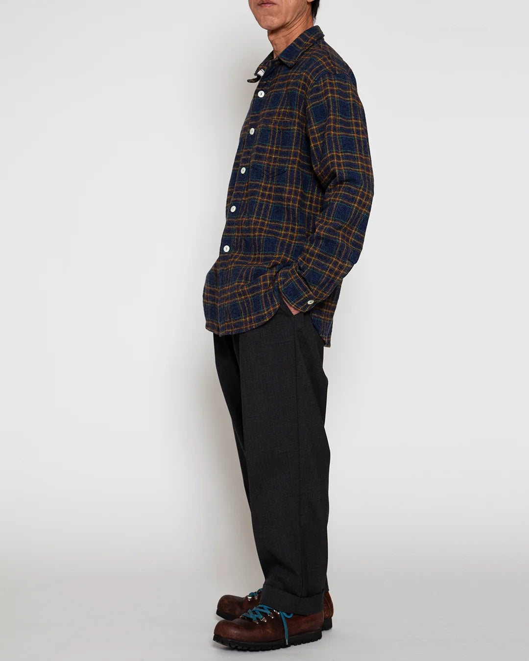 CORONA コロナ CS001 NAVY 1POCKET SHIRT / Navy × Green
